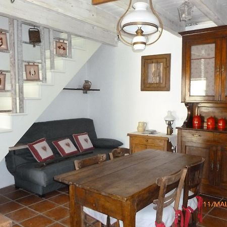 Maison De Village Saint-Paul-des-Fonts المظهر الخارجي الصورة